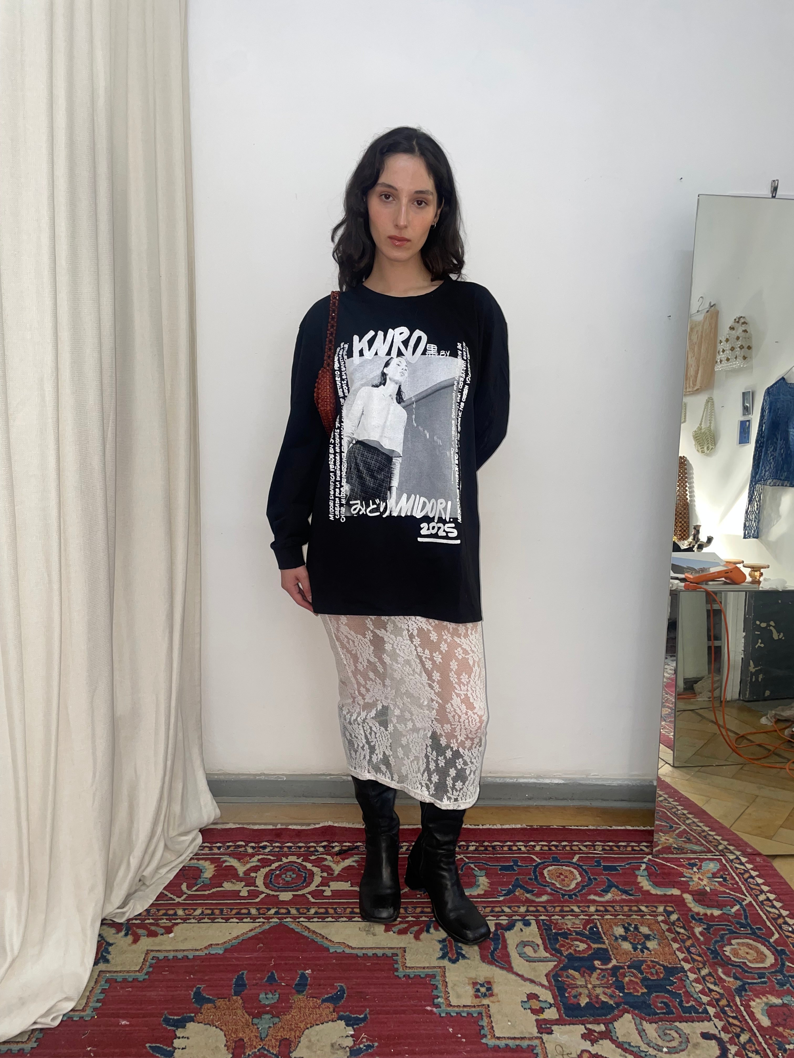 Polera Kuro Negra