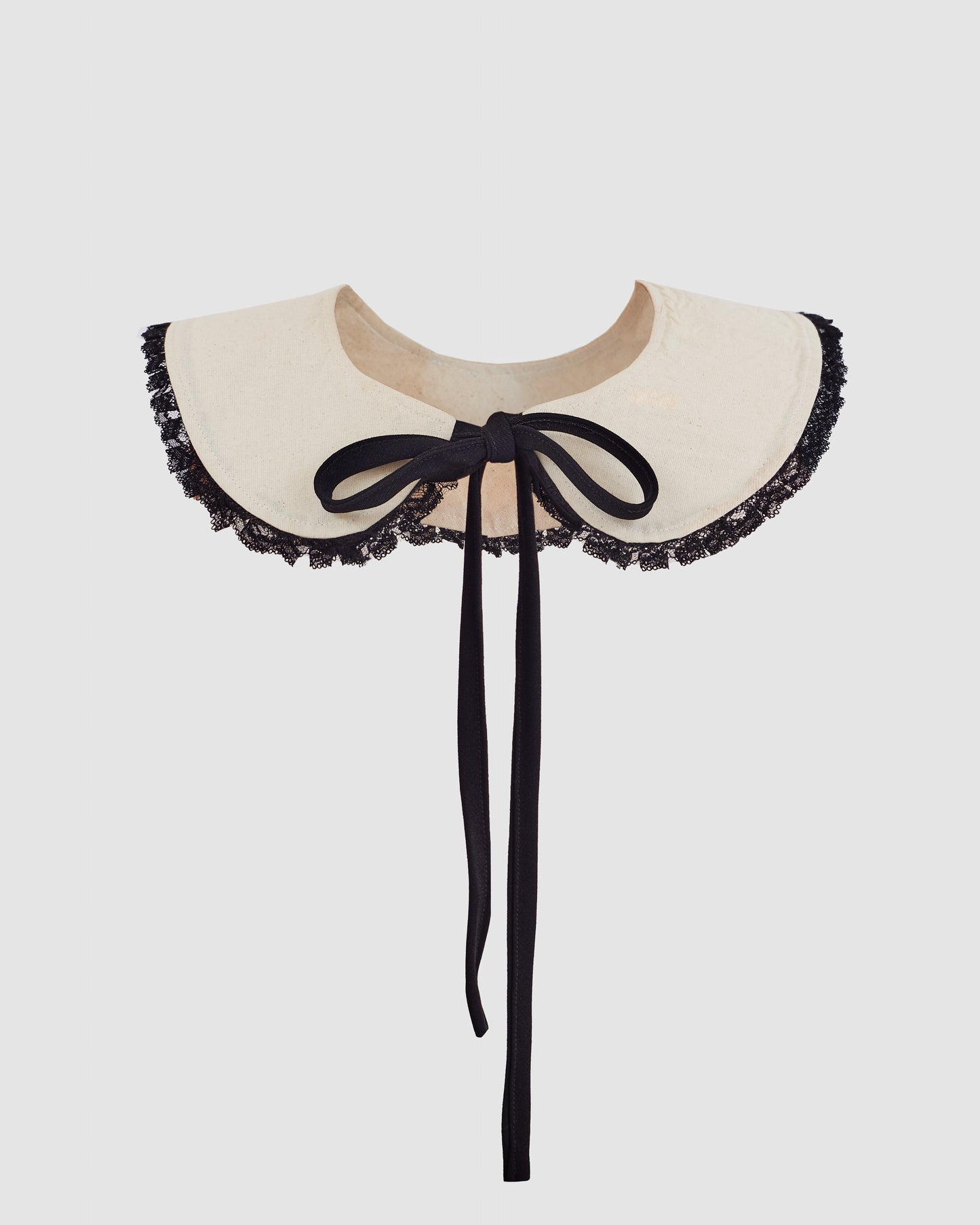 Cuello Mary Negro
